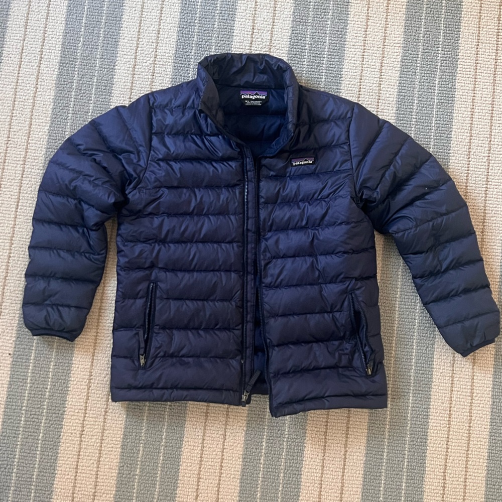 Patagonia Puffer Coat
Kids size medium/10
Navy
Great condition